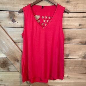 1 Clique Red Patriotic Tank Top with Stars and Stripes Cutouts in Back